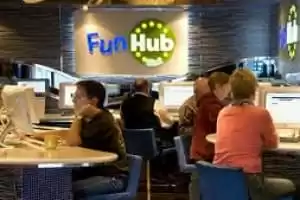 Internet Café (Fun Hub)