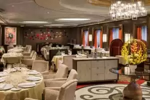 Restaurant 150 Central Park