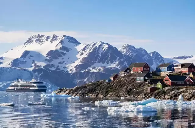 Combine Greenland, Iceland, Svalbard or Arctic Canada