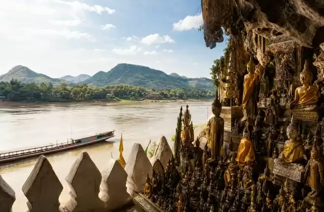 Pak Ou Caves