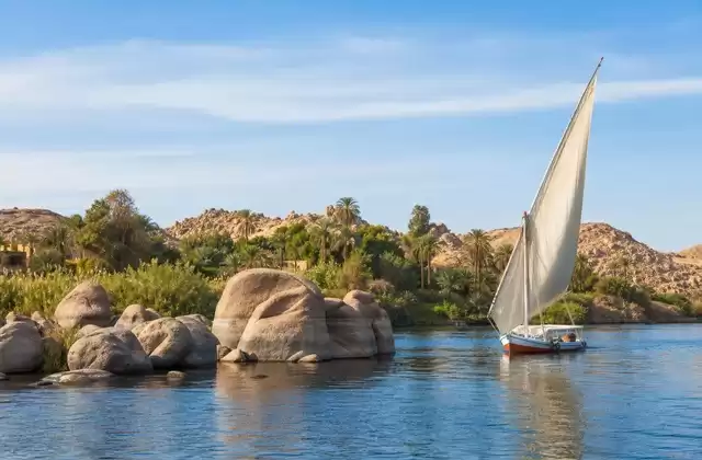 Aswan by felucca