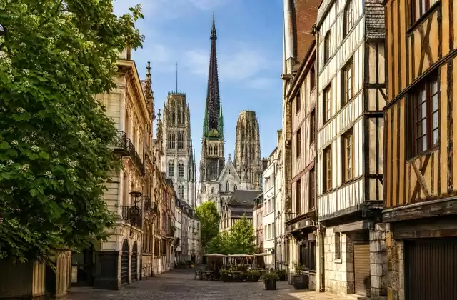 Rouen and its cathedral