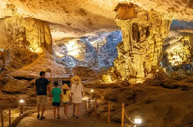 Sung Sot Cave