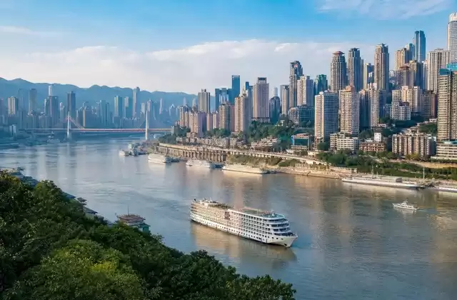 Boarding in Chongqing