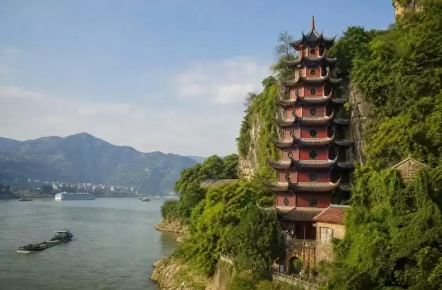 Temples and riverside sites