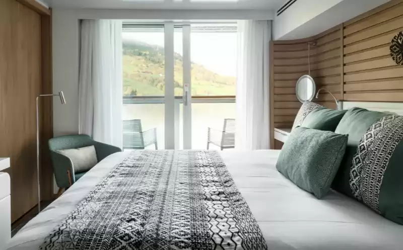 Prestige Suite Deck 6