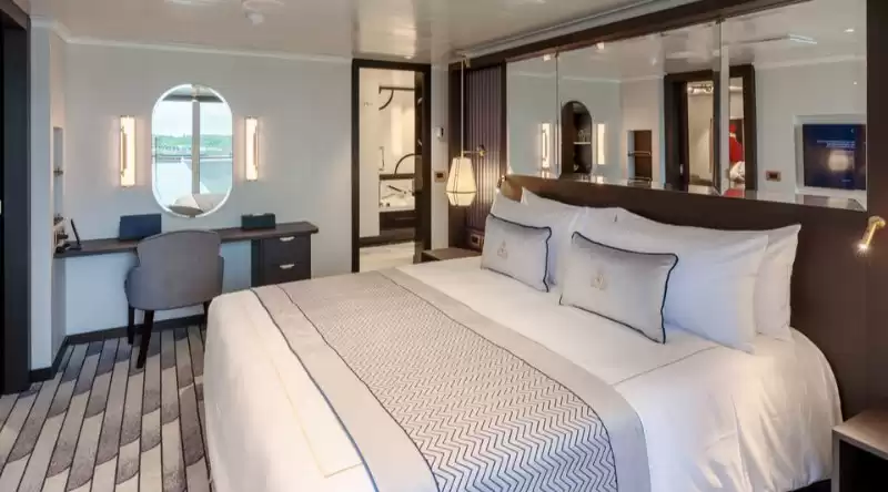 Penthouse Suite