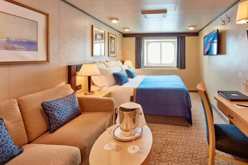 Britannia Exterior Cabin
