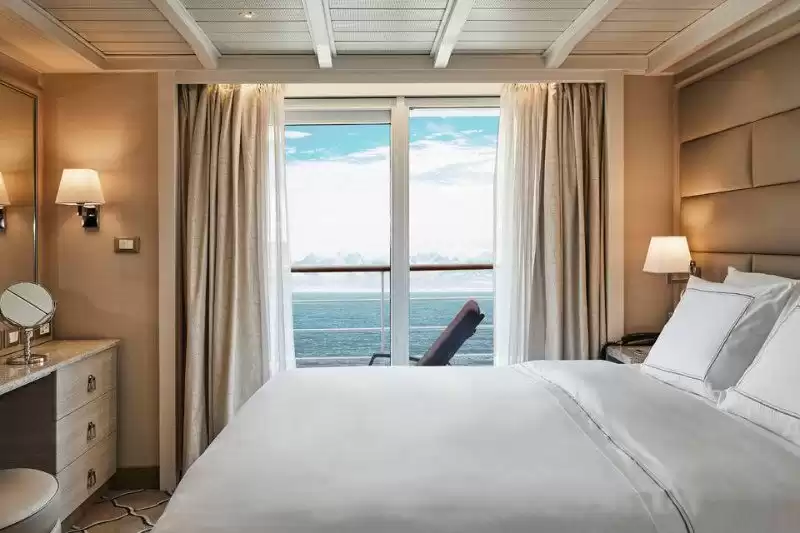 Silver Suite