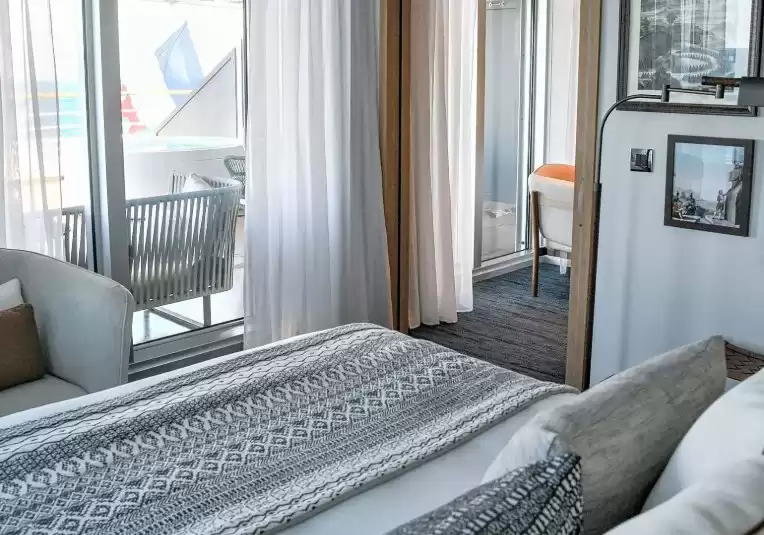 Owner's Suite Deck 5
