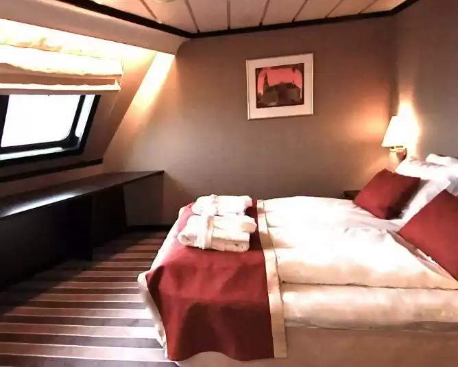 Expedition Suite