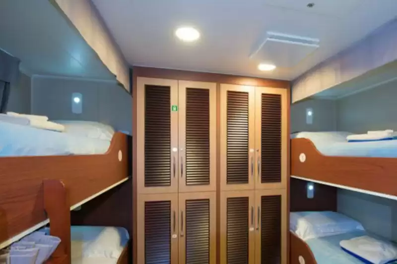 Dormitory (class C) shared stateroomin