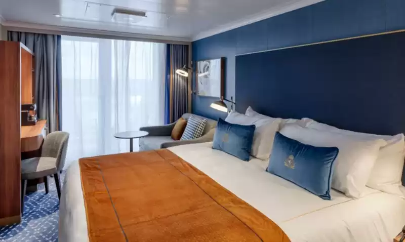 Cabin Britannia Club Balcony