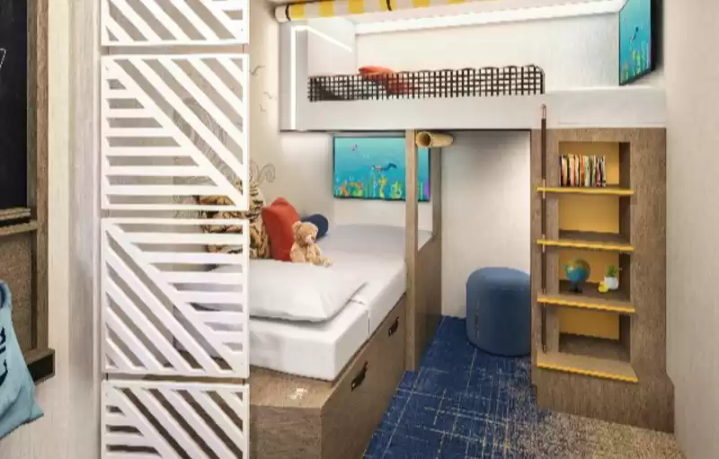 Infinite Family Cabin with Sea View and Balcony