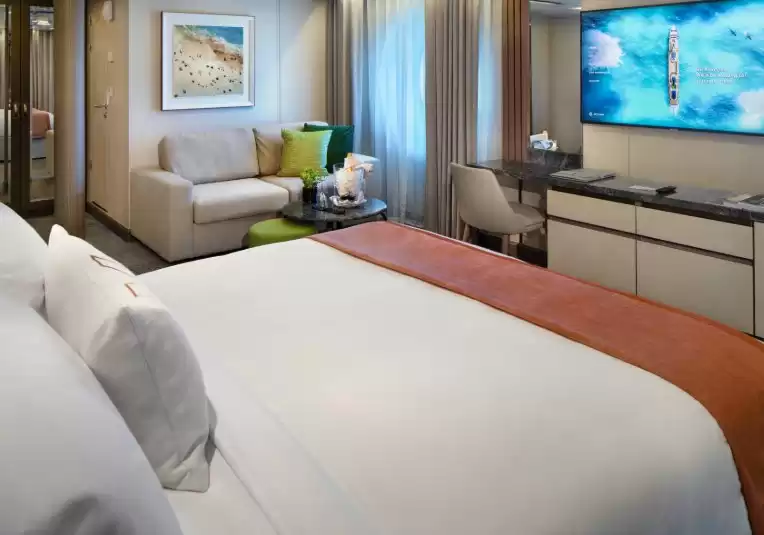 Aqua Sky Suite