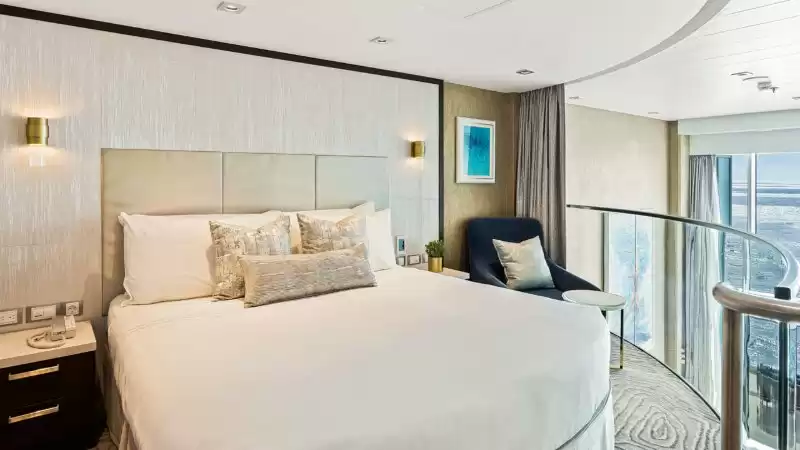 Crown Loft Suite with Balcony
