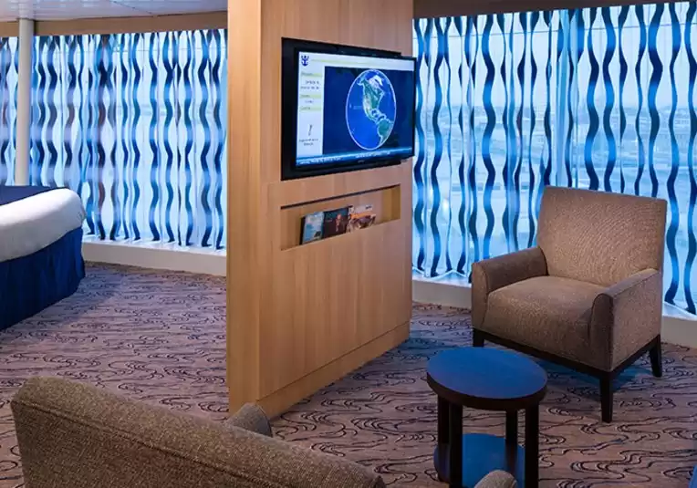 Ocean View Panoramic Suite (No Balcony)