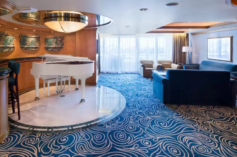 Royal Suite – 1 Bedroom