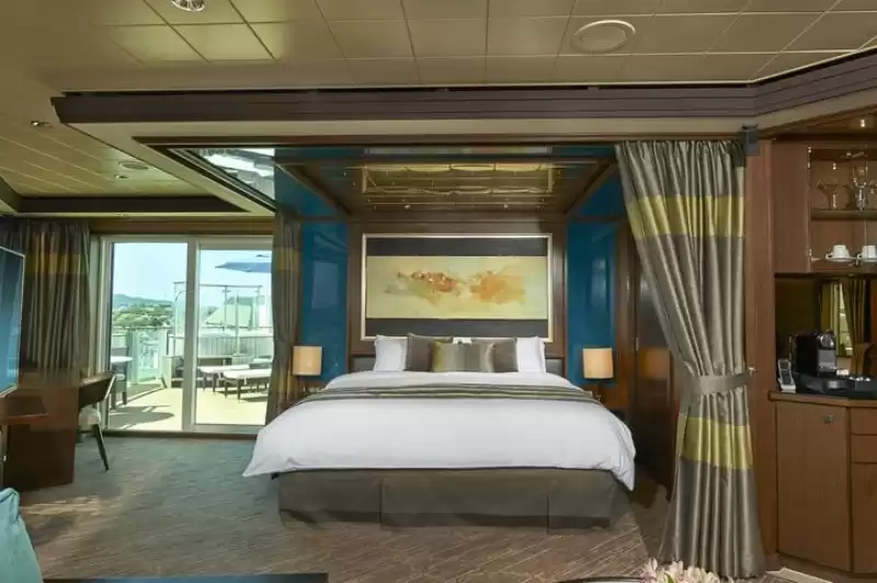 Haven Owner's Suite Deluxe with large balcony