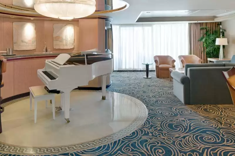 Royal Suite – 1 Bedroom