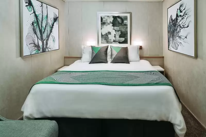 Solo interior stateroom