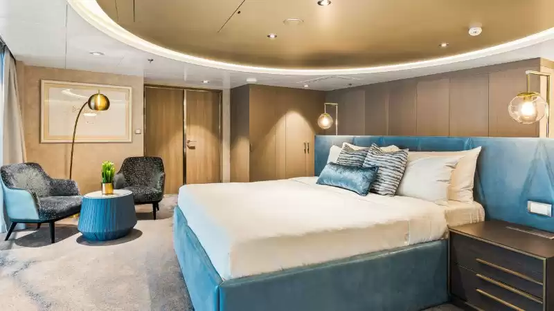 Royal Loft Suite
