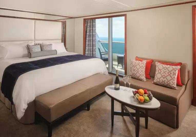 Deluxe 2-bedroom family suite with balcony