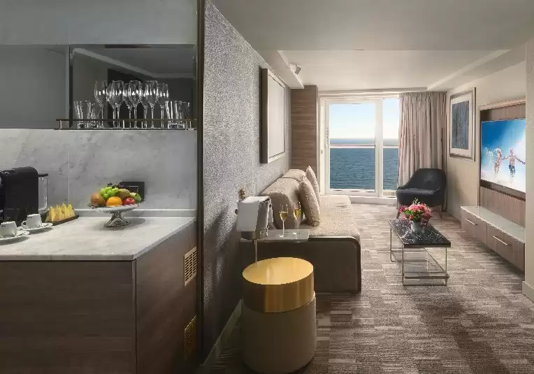 Owner's suite with master bedroom and balcony (Stern)