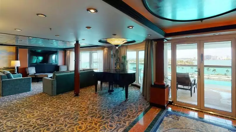 Royal Suite – 1 Bedroom