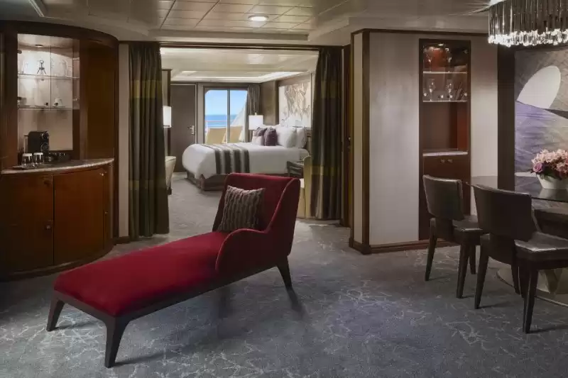 Haven Owner's Suite Deluxe with balcony
