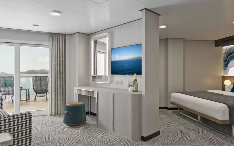 Stern View Suite with large balcony
