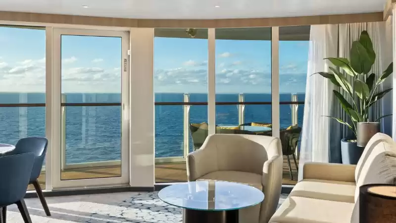 AquaTheater Suite with Large Balcony – 2 Bedroom