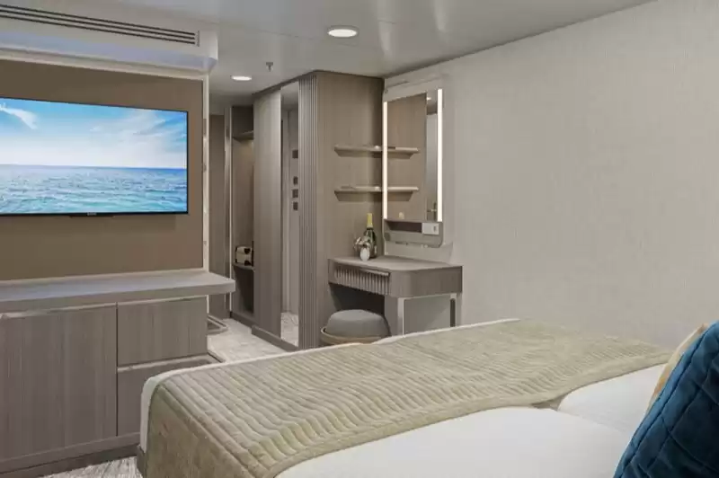 Solo Inside Stateroom