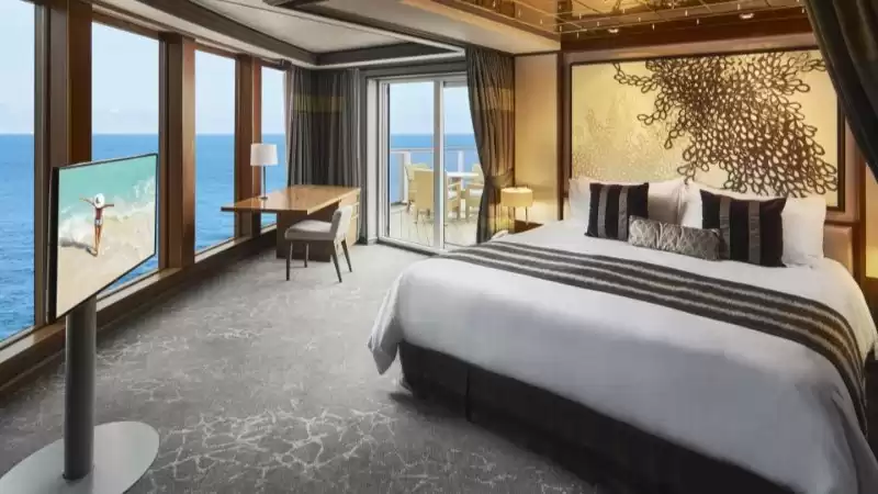 Haven Owner's Suite Deluxe with large balcony