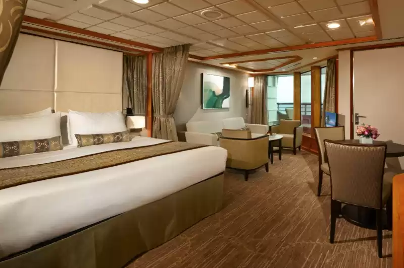 Penthouse rear suite with large balcony