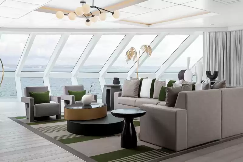 Iconic Suite  