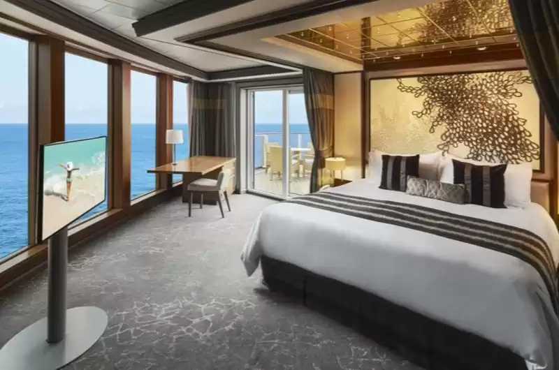 Haven Owner's Suite Deluxe with large balcony