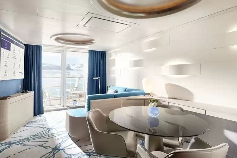 Junior Suite with Balcony